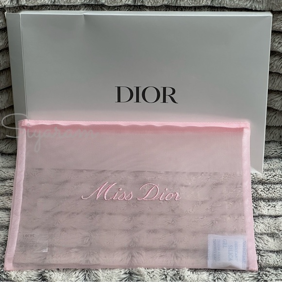Dior cosmetic bag - Picture 4 of 6